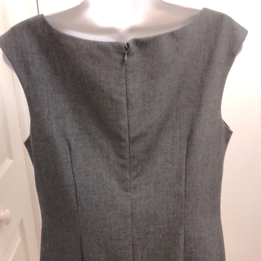 CALVIN KLEIN CHARCOAL GRAY DRESS • RUFFLE DETAIL • SLEEVELESS • Sz 14 - Picture 7 of 14